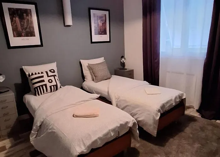 Aux Portes De Montlucon Apartman